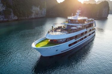 du-thuyen-stellar-of-the-seas